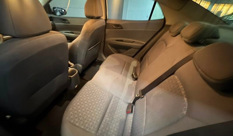 Hyundai HB20S Comfort Plus 2025 completo
