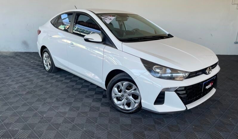 Hyundai HB20S Comfort Plus 2025 completo