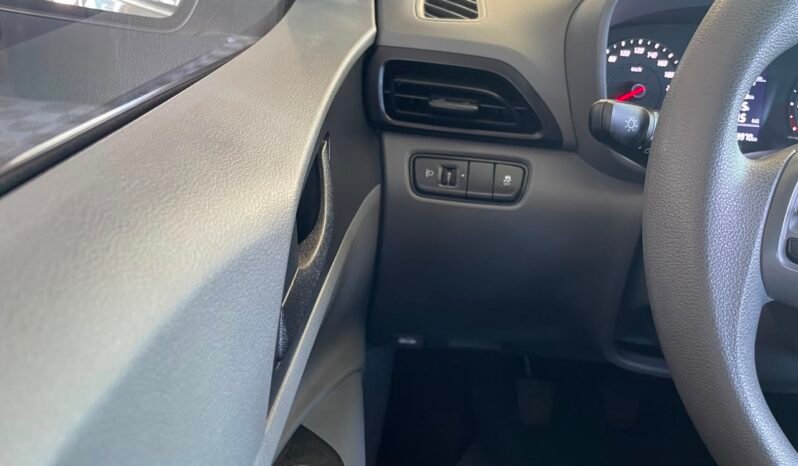 Hyundai HB20S Comfort Plus 2025 completo