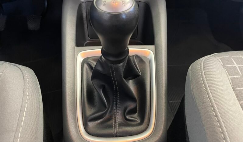 Hyundai HB20S Comfort Plus 2025 completo