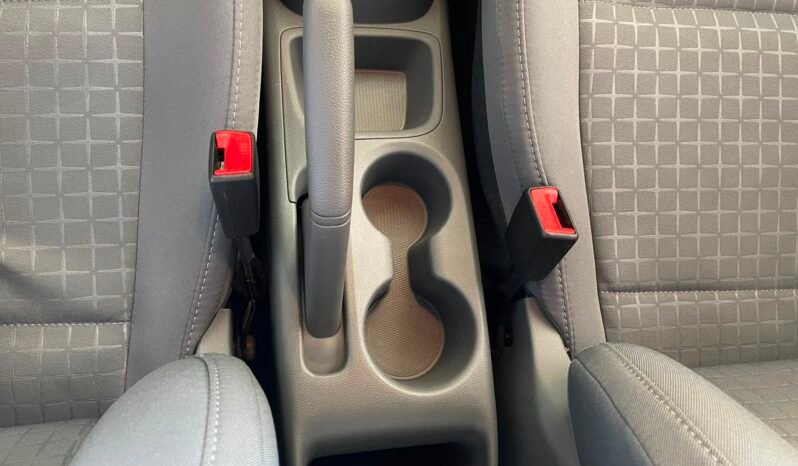 Hyundai HB20S Comfort Plus 2025 completo