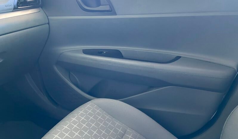 Hyundai HB20S Comfort Plus 2025 completo