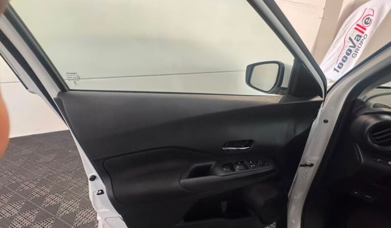 Nissan KICKS Play Sense 2025 completo