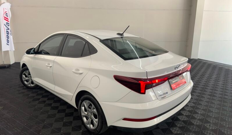 Hyundai HB20S Comfort Plus 2025 completo