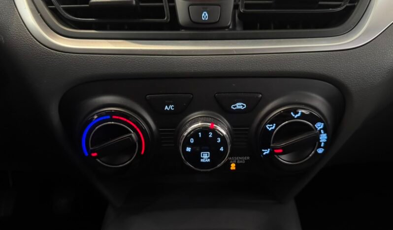 Hyundai HB20S Comfort Plus 2025 completo
