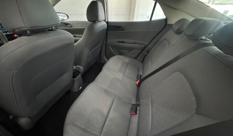 Hyundai HB20S Comfort Plus 2025 completo
