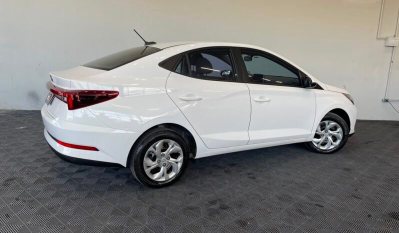 Hyundai HB20S Comfort Plus 2025 completo