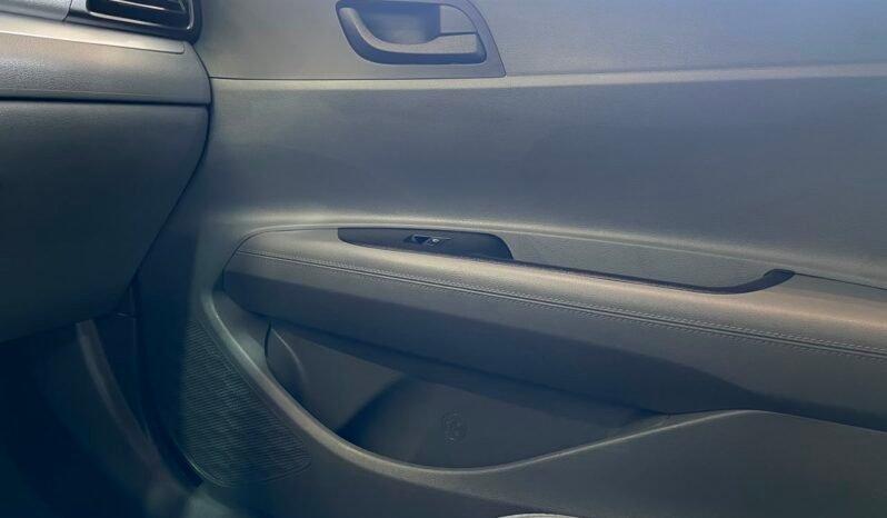 Hyundai HB20S Comfort Plus 2025 completo