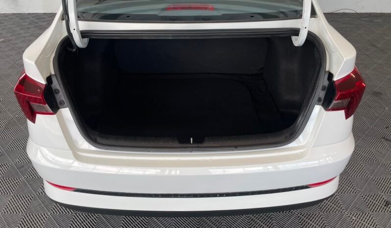 Hyundai HB20S Comfort Plus 2025 completo