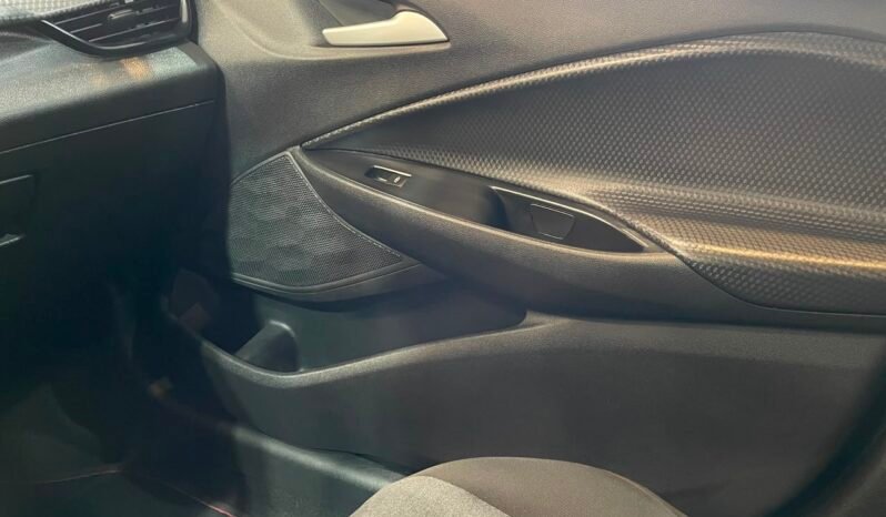 Chevrolet ONIX HATCH 2025 completo