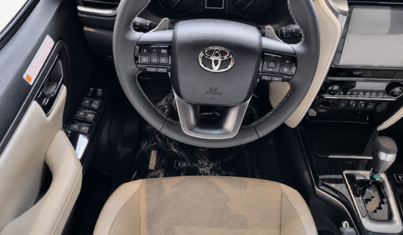 Toyota Hilux SW4 Diamond 2026 completo