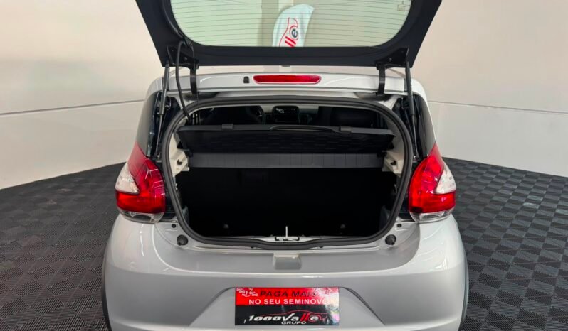Fiat MOBI LIKE 2025 completo