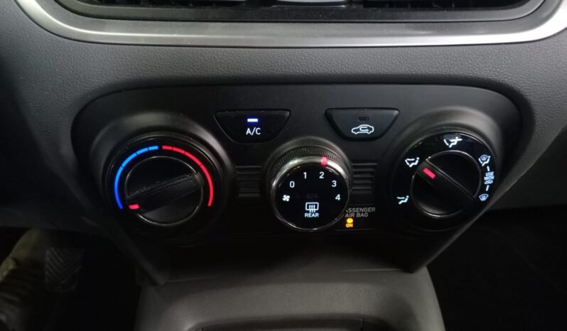 Hyundai HB20S Comfort Plus 2025 completo