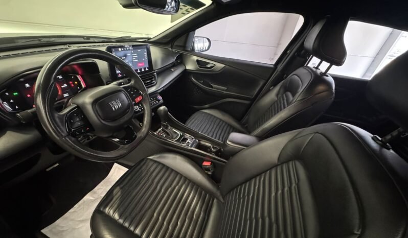 Fiat Fastback Limited 2023 completo