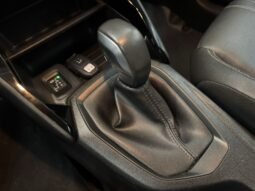 Peugeot 208 Allure 2023 completo
