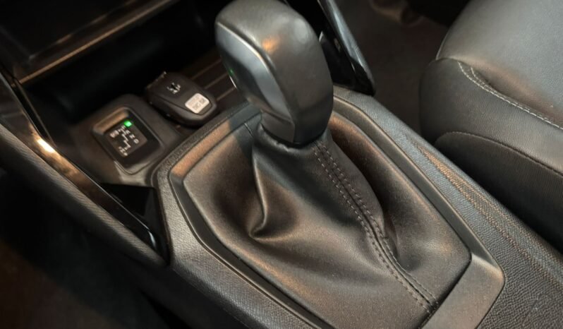 Peugeot 208 Allure 2023 completo