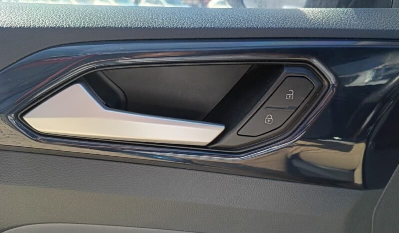 VolksWagen T-Cross Comfor. 200 TSI 2023 completo