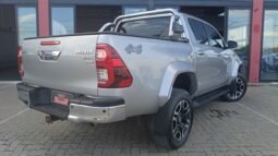 Toyota Hilux CD SRX Plus 2024 completo