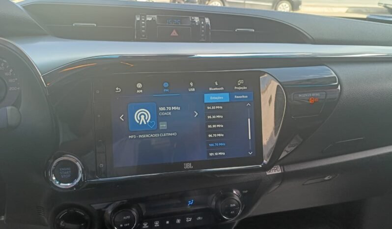 Toyota Hilux CD SRX Plus 2024 completo