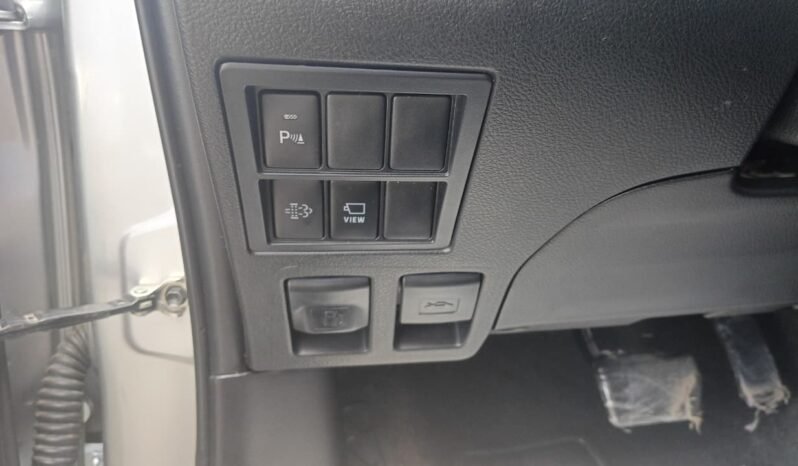 Toyota Hilux CD SRX Plus 2024 completo