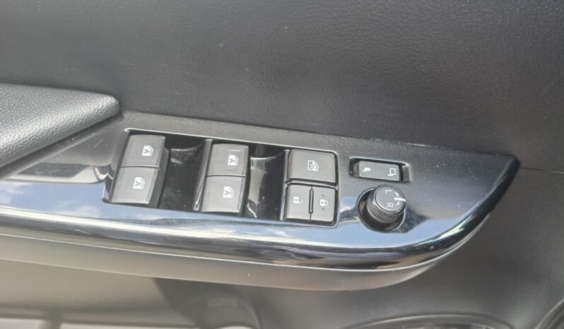 Toyota Hilux CD SRX Plus 2024 completo