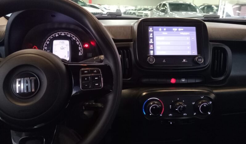 Fiat Mobi Trekking 2022 completo