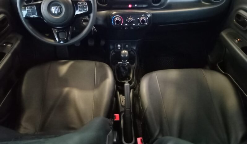 Fiat Mobi Trekking 2022 completo