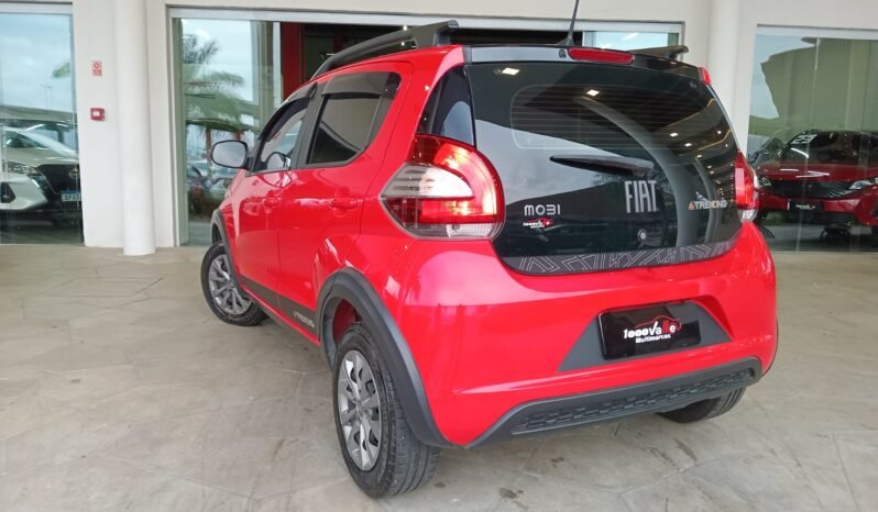 Fiat Mobi Trekking 2022 completo
