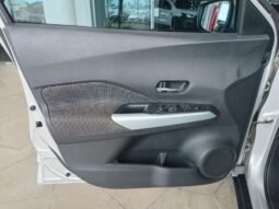Nissan KICKS SV 2020 completo