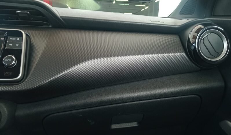 Nissan KICKS SV 2020 completo