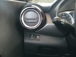 Nissan KICKS SV 2020 completo