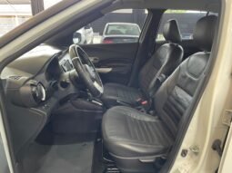 Nissan KICKS SV 2019 completo