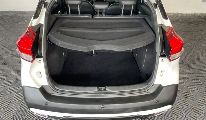 Nissan KICKS SV 2019 completo