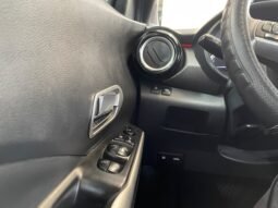 Nissan KICKS SV 2019 completo