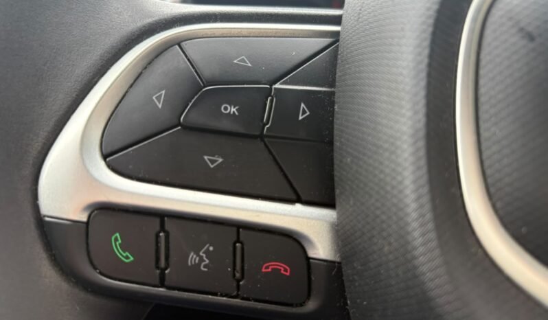 Fiat ARGO TREKKING 2025 completo
