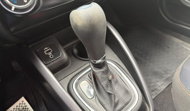 Fiat ARGO TREKKING 2025 completo