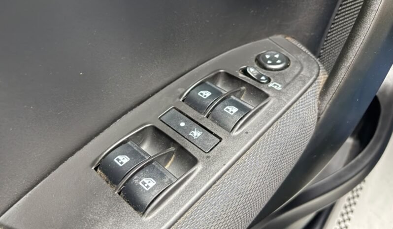 Fiat ARGO TREKKING 2025 completo