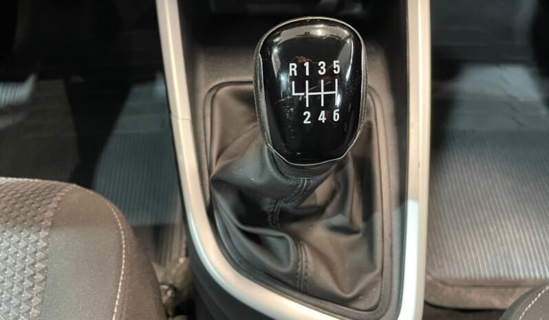 Chevrolet ONIX SEDAN Plus LT 2025 completo