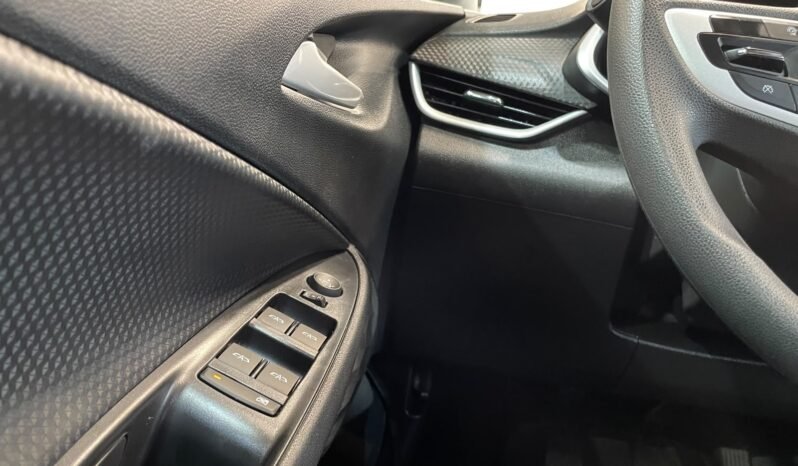Chevrolet ONIX SEDAN Plus LT 2025 completo